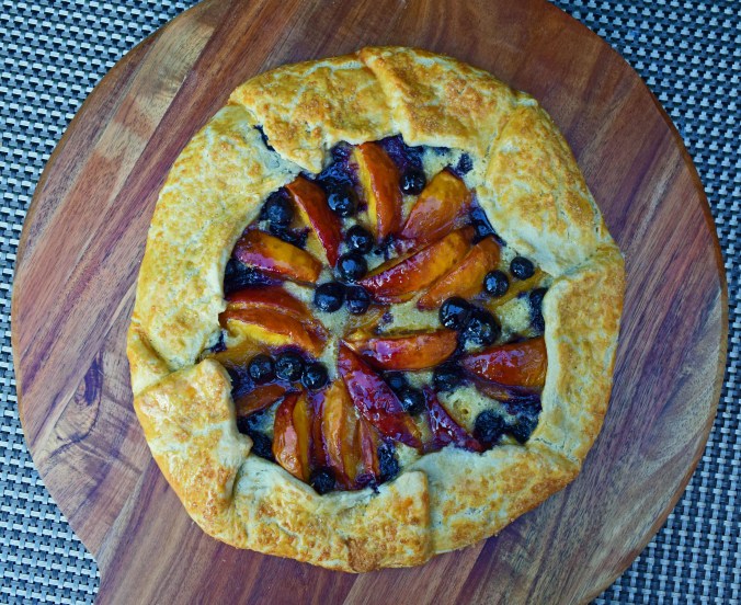 Nectarine blueberry crostata2