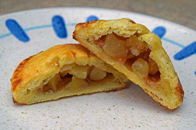 Caramel apple hand pies3