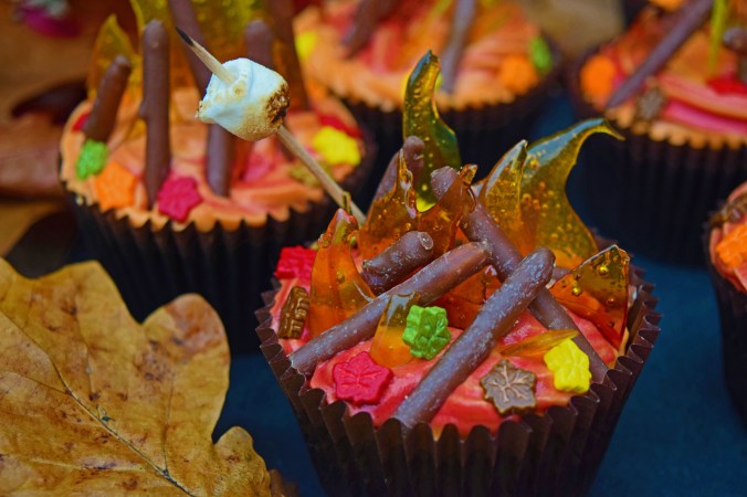 Bonfire Cupcake